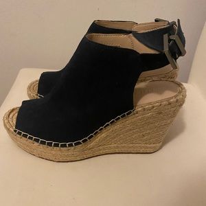 Kenneth Cole Navy Espadrilles